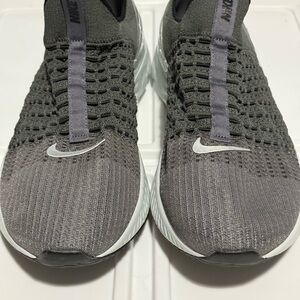Nike Phantom Men's Gray Running Shoes